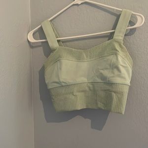 Lululemon cropped tank